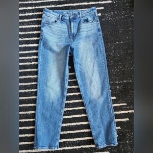 Women's American Eagle High Rise Mom Jeans 8